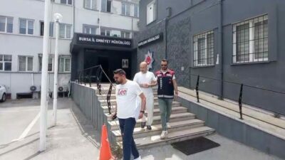 Bursa’da internet üzerinden iş başvurusu yapan bir kadın, çalışmaya başladığı