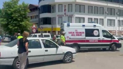Bursa’nın İznik ilçesinde otomobil ile motosikletin çarpışması sonucu meydana gelen