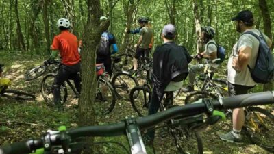 Karacabey Belediyesi Gençlik ve Spor Birimi bünyesindeki Dağcılık Kulübü, doğaseverleri