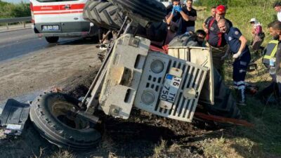 Bursa’nın Karacabey ilçesinde traktör ile çekicinin çarpışması sonucu meydana gelen