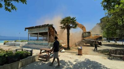 Bursa’nın Mudanya ilçesine bağlı Tirilye Mahallesi’nde sahil bandında yer alan