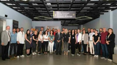 Nilüfer Belediyesi çalışanları, Kurban Bayramı öncesi erken bayramlaşma töreninde bir