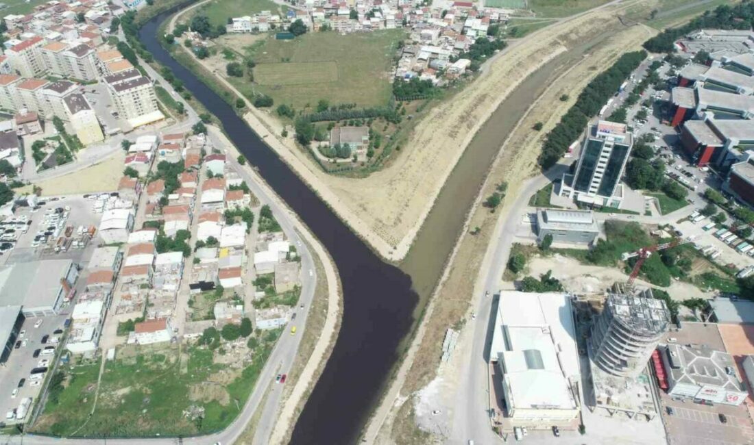 Bursa Platformu Derneği, Nilüfer Çayı’nda yaşanan kirliliğe dikkat çekerek, kontrolsüz