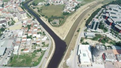 Bursa Platformu Derneği, Nilüfer Çayı’nda yaşanan kirliliğe dikkat çekerek, kontrolsüz