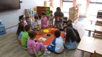 Nilüfer Belediyesi tarafından açılışı yapılan Ferhat Bakgör Kreş ve Gündüz