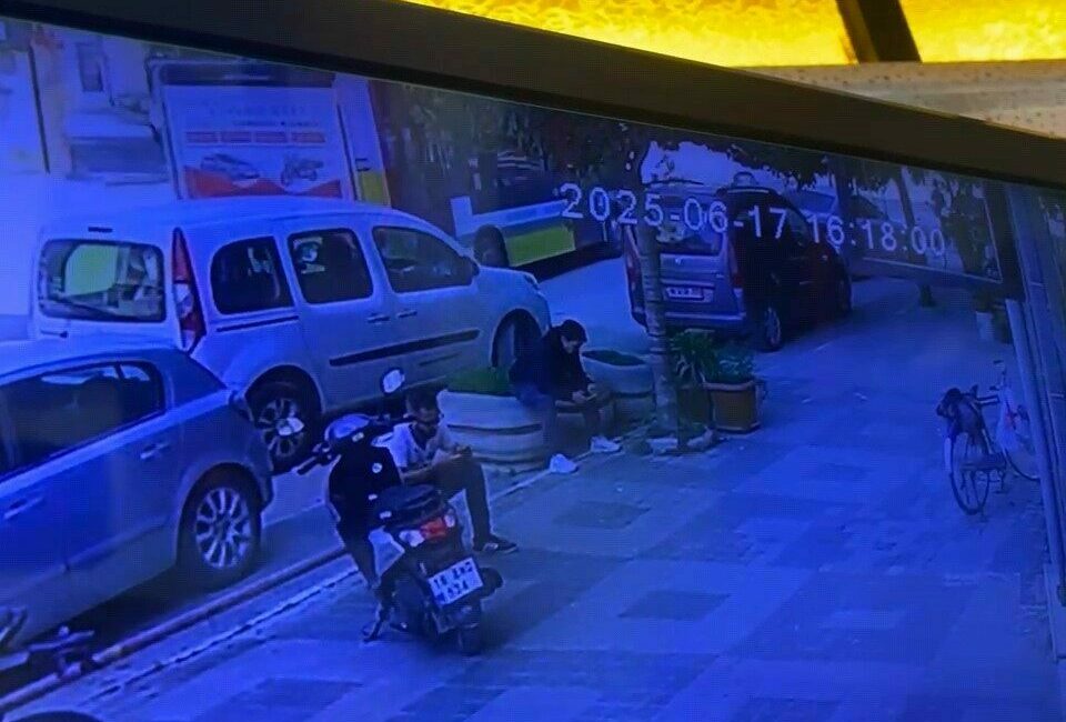 Bursa’nın İnegöl ilçesinde özel halk otobüsü ile çarpışan motosikletin sürücüsü