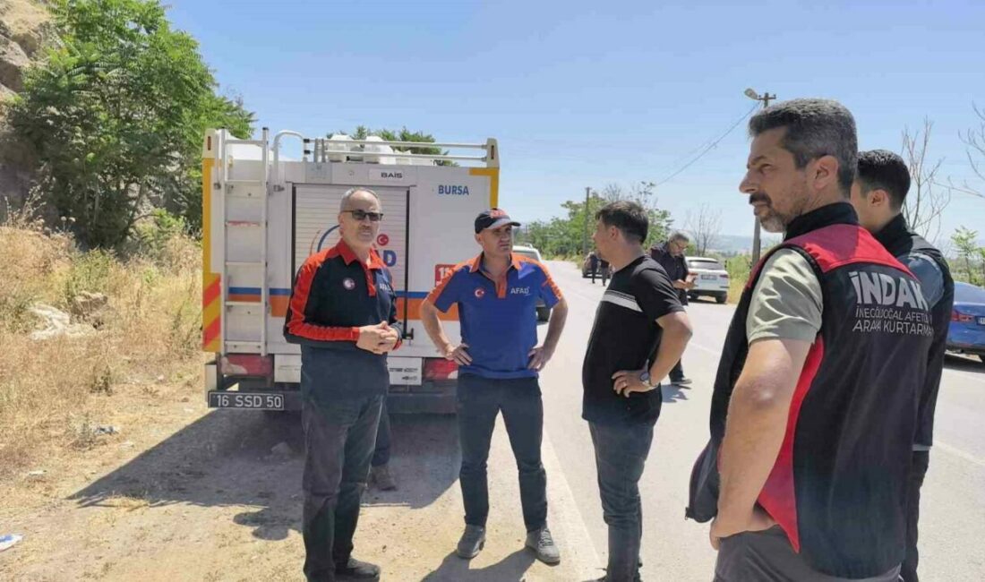 Otostop çektikten sonra sırra kadem basan adam her yerde aranıyor Bursa’nın İnegöl ilçesinde otostop çektikten sonra kaybolan adam için tüm