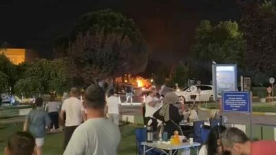 Bursa’daki sıcak havadan kaçan vatandaşlar, Özdilek Park’ın yeşilliklerinde serinlerken alevlerle