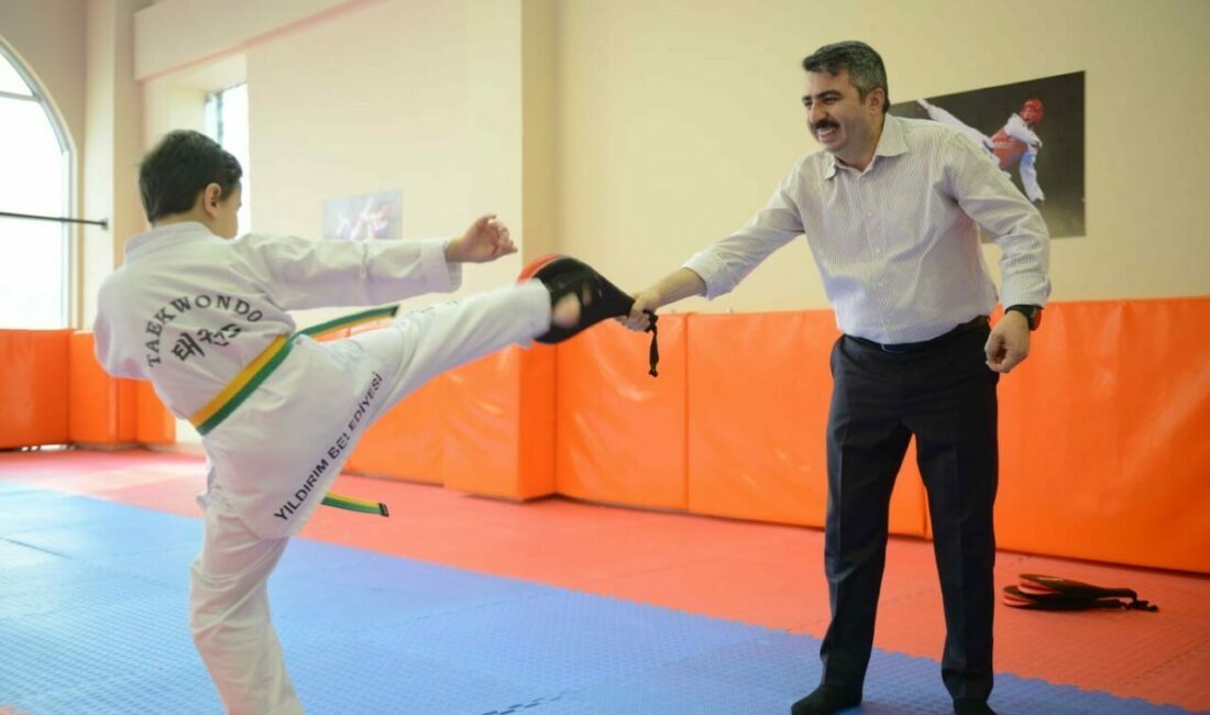 Yıldırım Belediyesi, 4-14 yaş arası çocukla gençlerin fiziksel ve ruhsal