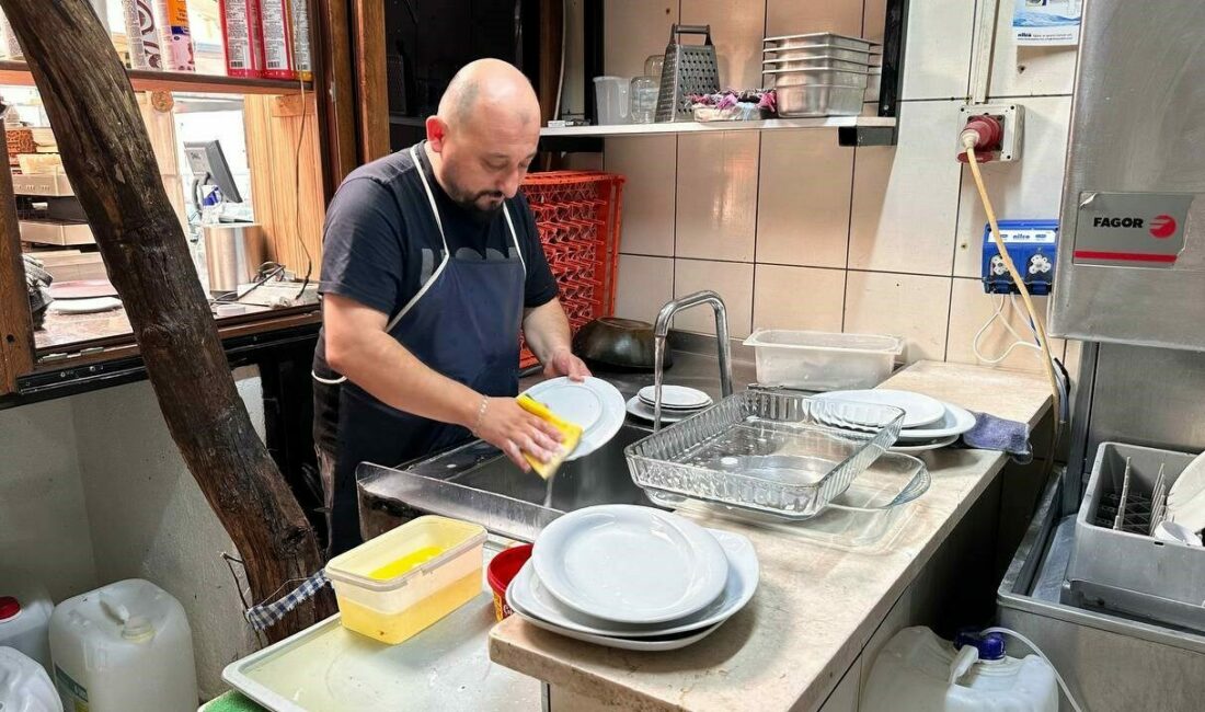 Bursa’nın Yenişehir ilçesinde 40 yaşındaki Coşkun Kamıl, yıllar süren emeğinin