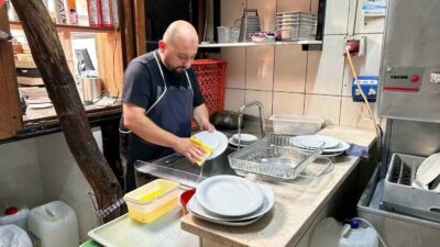 Bursa’nın Yenişehir ilçesinde 40 yaşındaki Coşkun Kamıl, yıllar süren emeğinin