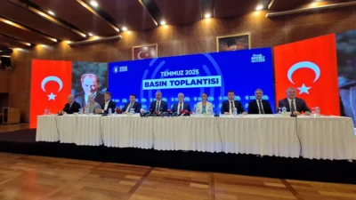 Bursa Büyükşehir Belediye Başkanı Mustafa Bozbey ve diğer CHP'li başkanlar