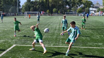 Osmangazi Belediyesi, 8-10 yaş aralığındaki çocuklar için futbol turnuvası düzenledi.