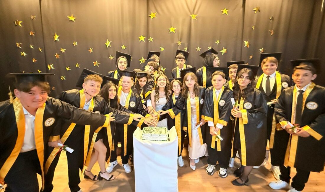 2025 LGS şampiyonu Ekol Kolejinden Türkiye genelinde Bir milyona yakın öğrencinin ter döktüğü 2025 LGS