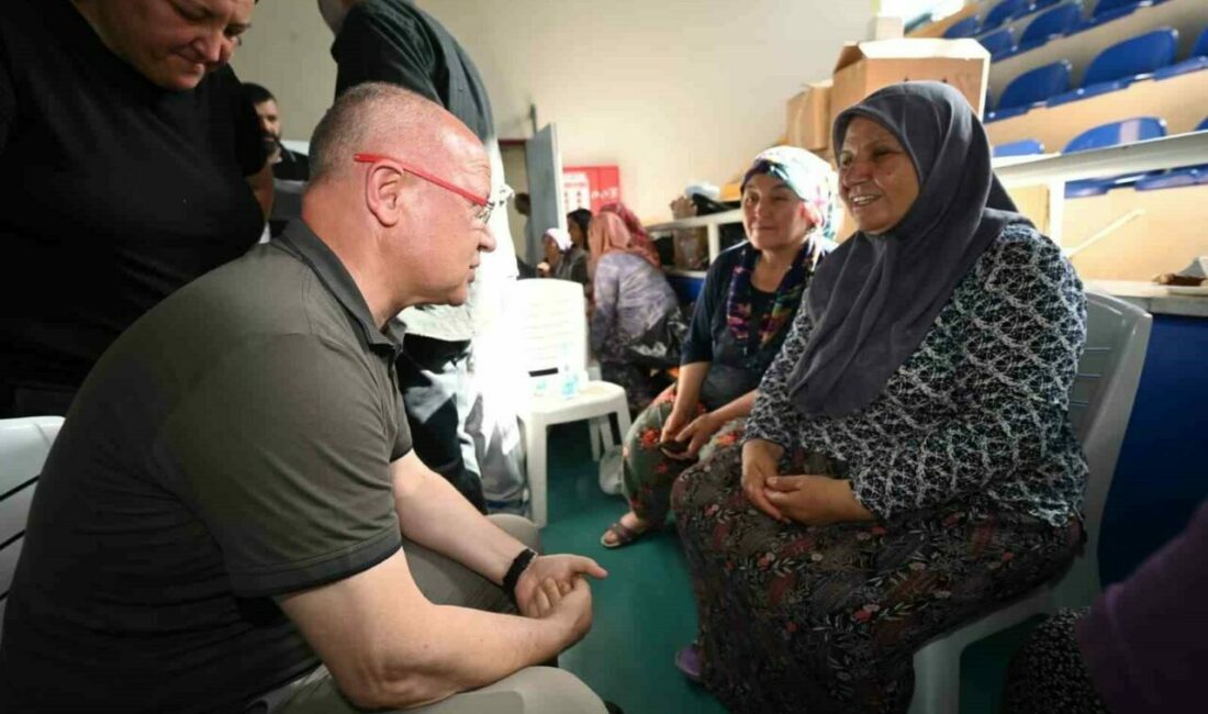 AK Parti’den yangın bölgelerine çıkarma AK Parti Bursa İl Başkanı Davut Gürkan ve 10 milletvekili,