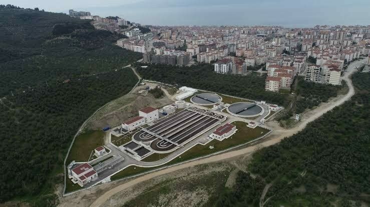 AK Parti’li Bayrak’tan Başkan Dalgıç’a ’Arıtma tesisi’ tepkisi AK Parti Mudanya İlçe Başkanı Arif Bayrak, Belediye Başkanı Deniz