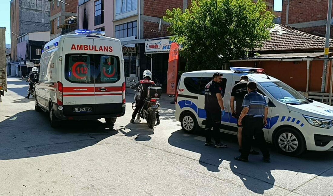 Bursa’nın İnegöl ilçesinde bir kadın, parkta bıçakla yaraladığı eşini elektrikli