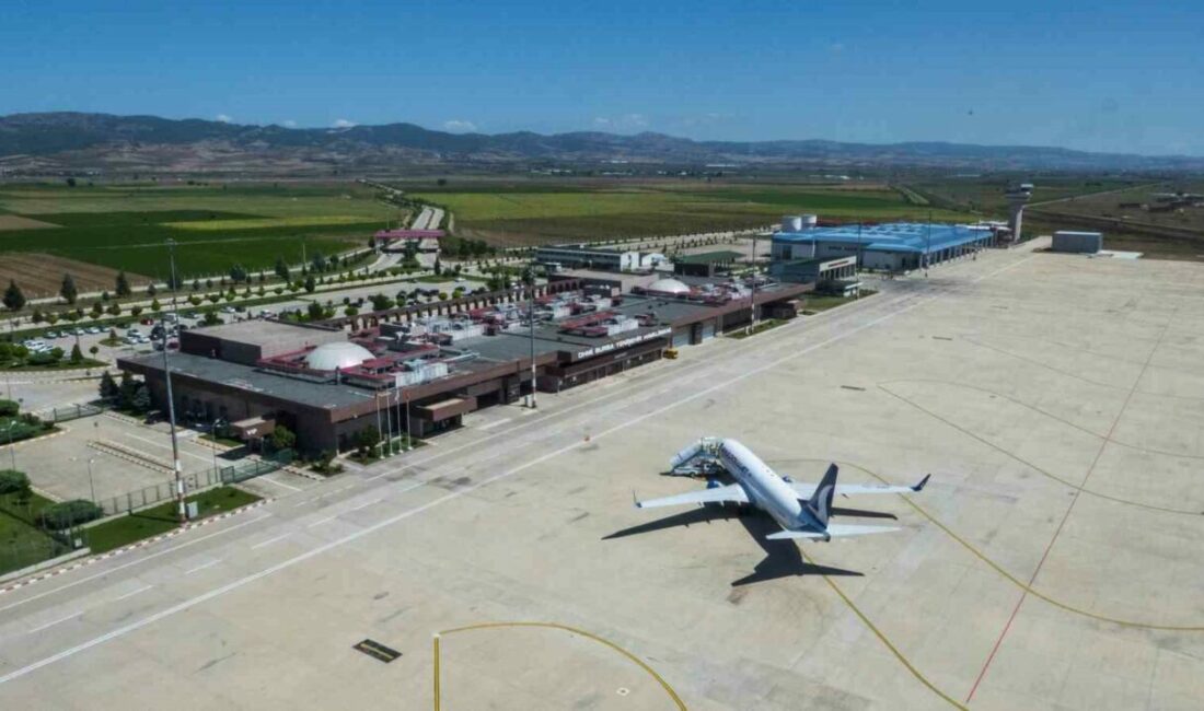 Bursa’nın havalimanını 6 ayda kaç kişi kullandı? Bursa Yenişehir Havalimanı’nı 6 ayda 125 bin 615 yolcu kullandı.