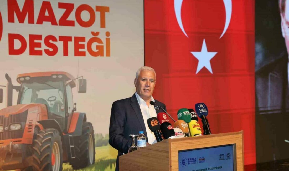 Bursa’da Başkan Bozbey’den çiftçilere: ‘Allah aşkına anız yakmayın’ Bursa Büyükşehir Belediye Başkanı Mustafa Bozbey, anız yangınlarına dikkati çekerek,