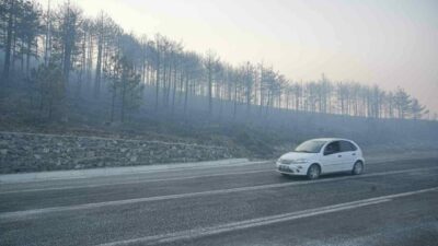 Bursa’nın Orhaneli ile Harmancık ilçeleri arasında 3 gündür süren orman