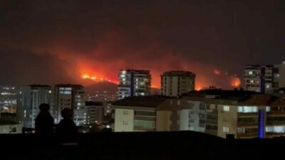 Kestel ile Gürsu ilçeleri arasındaki ormanlık alanda başlayan yangın, gece