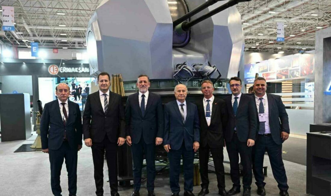 Bursalı firmalar IDEF 2025’te yerli ve milli güçle sahnedeydi Dünyanın en büyük savunma sanayi fuarlarından birisi olan Uluslararası Savunma