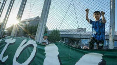 Bursaspor Kulübü, 2025-2026 sezonunun ilk antrenmanını kulüp tesislerinde taraftarıyla birlikte