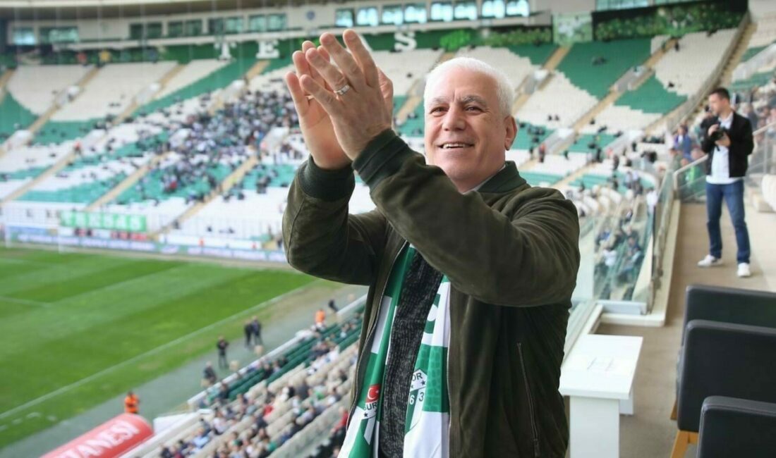 Bursaspor’a kalıcı gelir müjdesi: 5 bin metrekare ticari alan tahsis edildi Bursa Büyükşehir Belediye Başkanı Mustafa Bozbey, Atatürk Spor Kompleksi Matlı