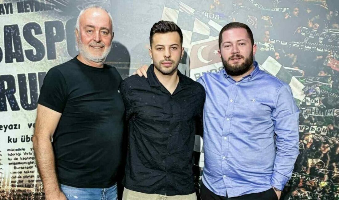 Bursaspor’da Taha Can ve Bora ile yollar ayrıldı Bursaspor’da geçtiğimiz sezon şampiyonluk yaşamış Taha Can Velioğlu ve Bora