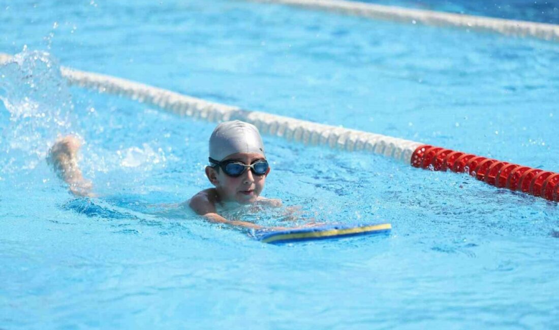 Bursa Büyükşehir Belediyesi’nin çocukların yaz tatillerini hem eğlenerek hem de