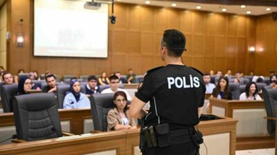 Bursa Büyükşehir Belediyesi, Kurum bünyesinde yaz stajı yapan üniversite öğrencilerine