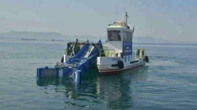 Deniz ve göllerle birlikte toplam 277 kilometrelik kıyı bandına sahip