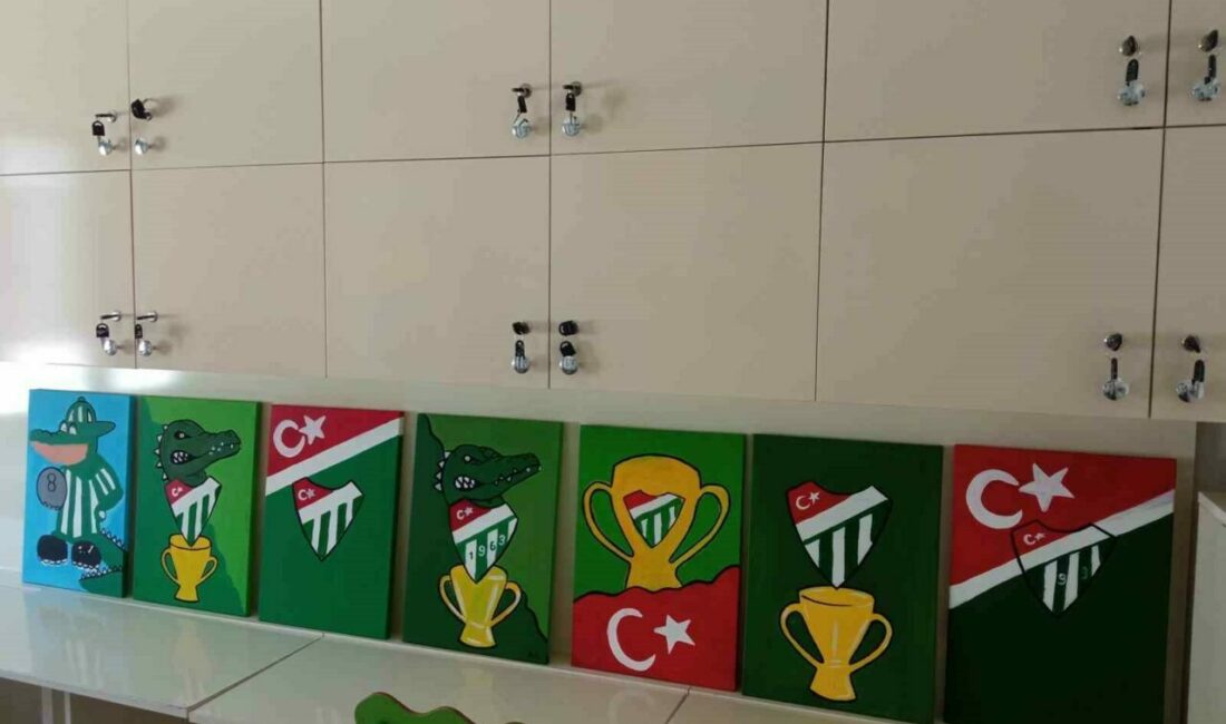 Çocukların hayali şampiyonluk Tophane ilkokulu ve Reşitpaşa ilkokulu öğrencilerinin hayal güçlerini ve Bursaspor