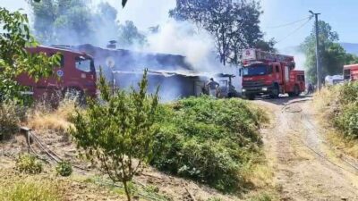 Bursa’nın İnegöl ilçesinde bir evde meydana gelen yangın korku dolu
