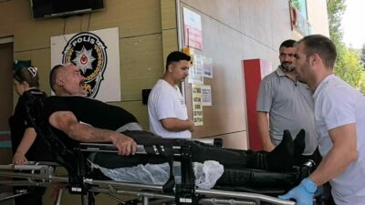 Bursa’nın İnegöl ilçesinde meydana gelen olayda fabrika çatısından düşerek ağır