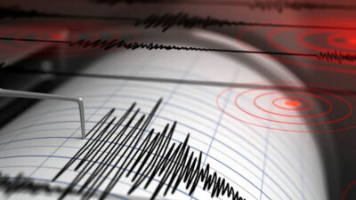 Bursa'da şiddetli bir deprem meydana geldi.