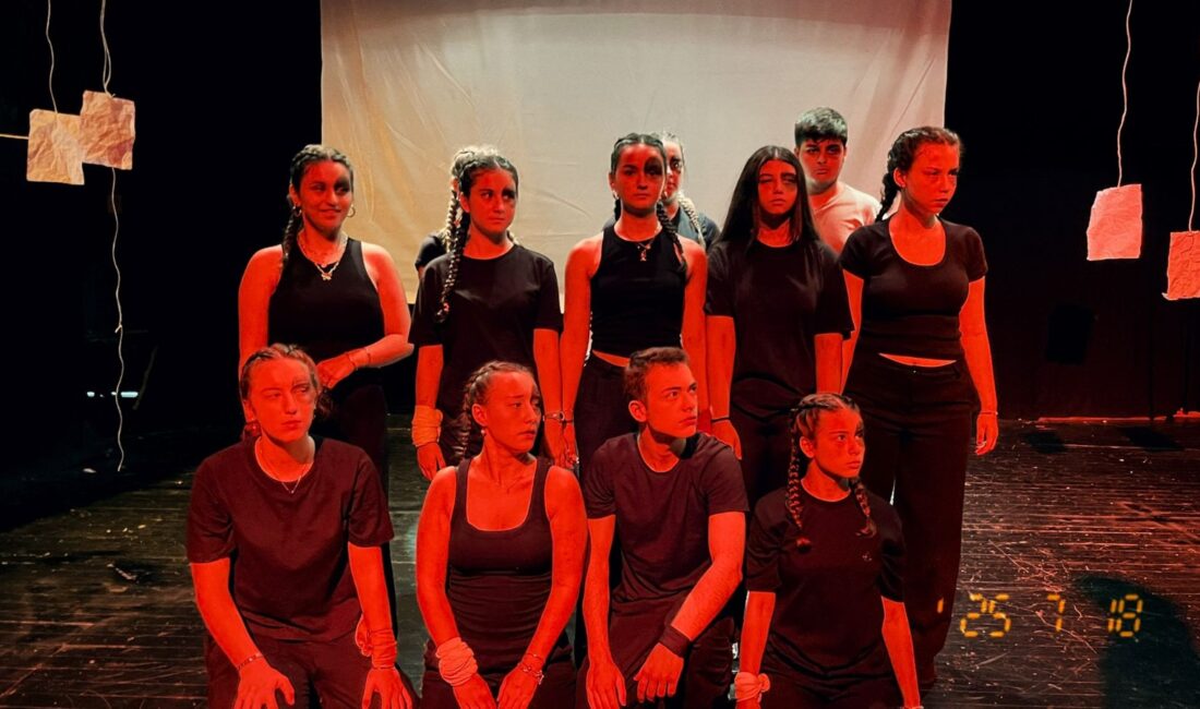 Kafa Sahne’nin Genç Oyuncu Atölyesi “Shakespeare'in Dışındakiler” oyunu ile sezon