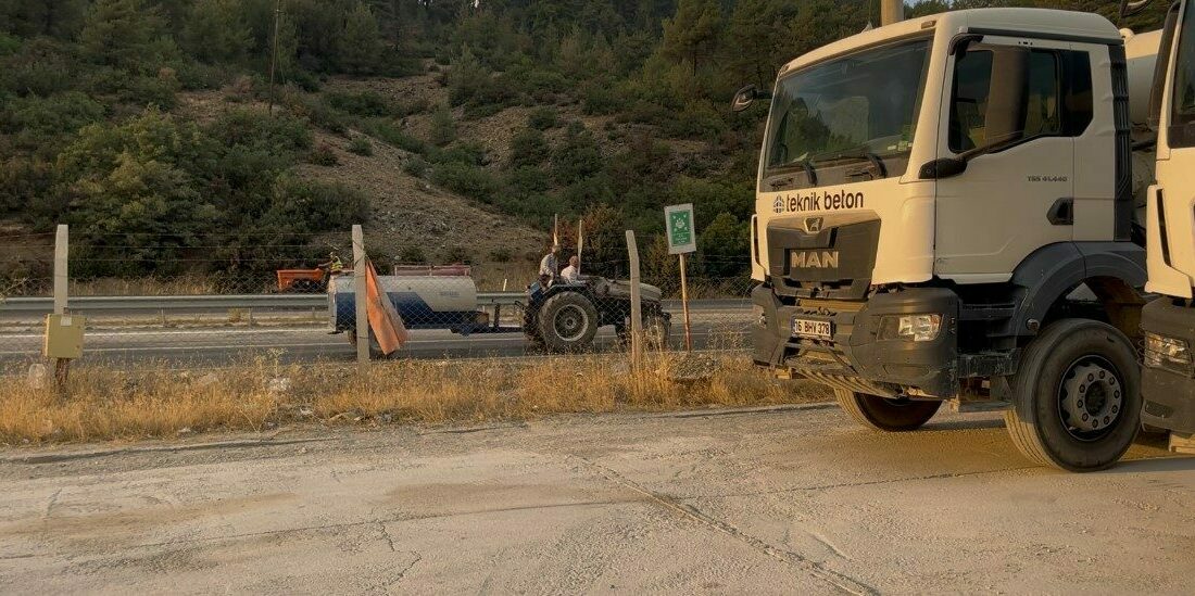 Harmancık’taki orman yangınına beton pompasıyla müdahale eden Ali Yalçın o anları anlattı Bursa’nın Harmancık ilçesinde çıkan orman yangınına beton pompasıyla müdahale eden