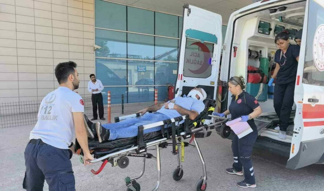 İnegöl’de minibüs bariyerlere çarptı Bursa’nın İnegöl ilçesinde meydana gelen kazada kontrolden çıkan minibüs bariyerlere