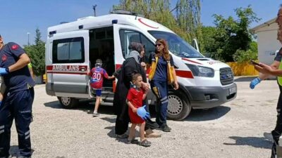 Bursa’nın İnegöl ilçesinde meydana gelen kazada kontrolden çıkan akülü triportör,