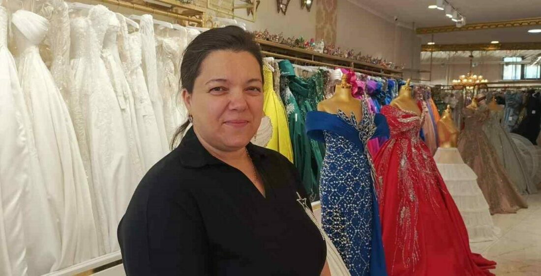 Ne arsa ne borsa, kullandığınız gelinlik ve abiyeleri kiraya verin… Bursa’da bir modacı, sattığı ve sınırlı süre kullanılan gelinlik ve