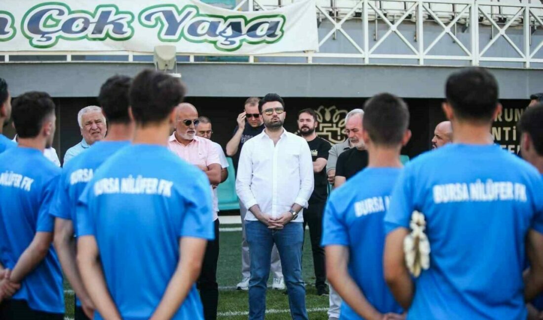 Bursaspor’un pilot takımı Nilüfer FK, sezonun ilk idmanını yaptı. Yöneticiler