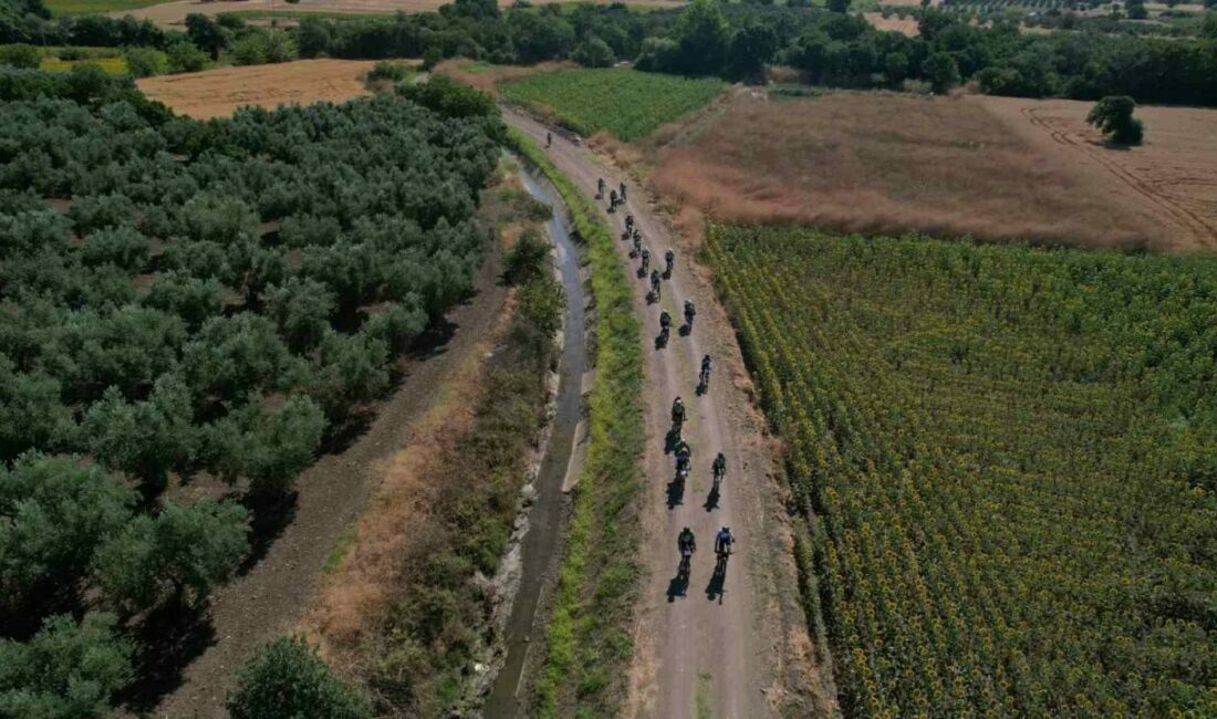 Nilüfer’de engelsiz pedallar dostluk için döndü Nilüfer Belediyesi’nin ev sahipliğinde bu yıl ikincisi düzenlenen Bursa Eşpedal