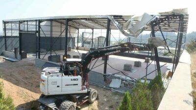 Nilüfer’de imara aykırı olduğu tespit edilen 600 metrekarelik bir iş