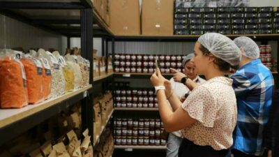 Cleverfood Sürdürülebilir Gıda Sistemi Karşılıklı Öğrenme Programı kapsamında Nilüfer’i inceleyen