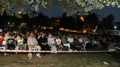 Osmangazi Belediyesi, yaz akşamlarını çocuklar için renkli birer şenliğe dönüştürüyor.
