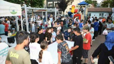 Osmangazi Belediyesi, hazırladığı renkli ve eğlenceli etkinlikler ile yaz akşamlarında