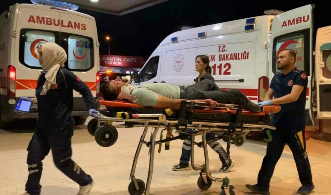 Otomobil ile çarpışan motosikletin sürücüsü ağır yaralandı Bursa’nın İnegöl ilçesinde meydana gelen kazada otomobil ile çarpışan motosikletin