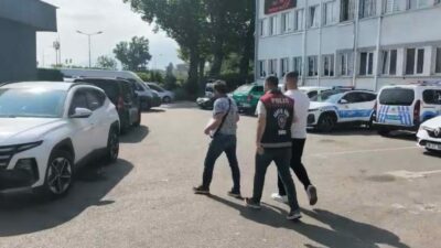 Bursa’da internet ilanı üzerinden satışa sunulan cep telefonlarını almak için