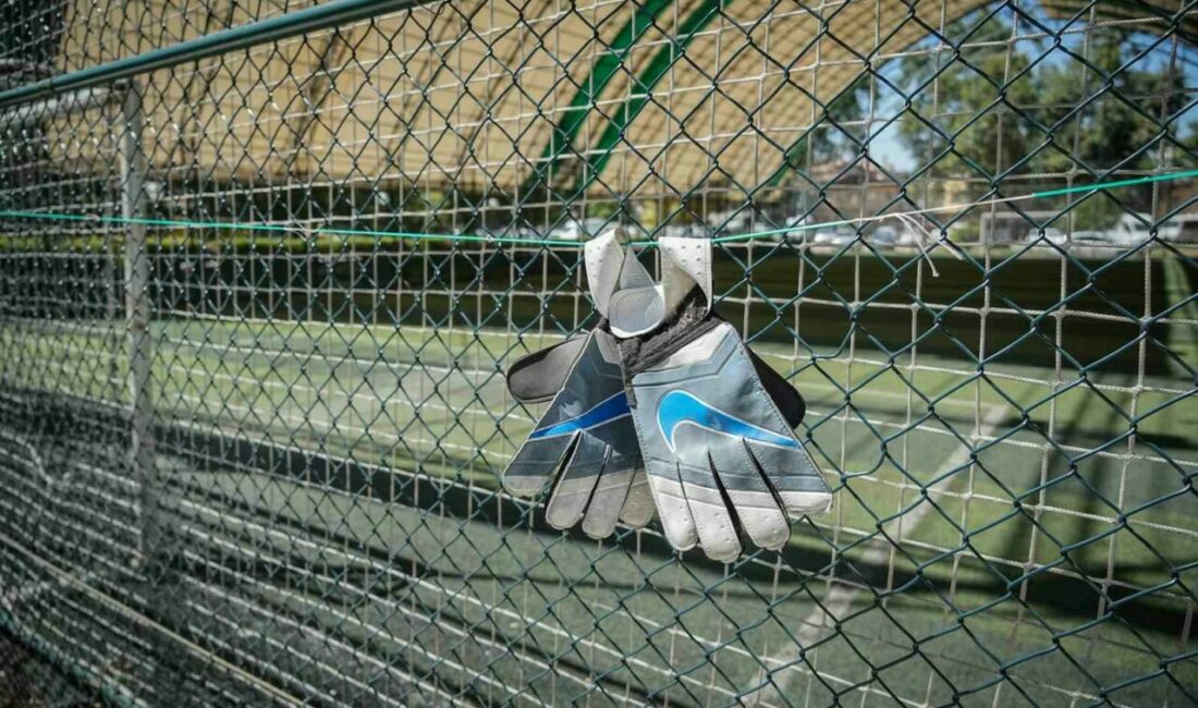 Bursaspor’un kurucu kulüplerinden biri olan 1326 Pınarbaşı Spor, gerekçe gösterilmeden